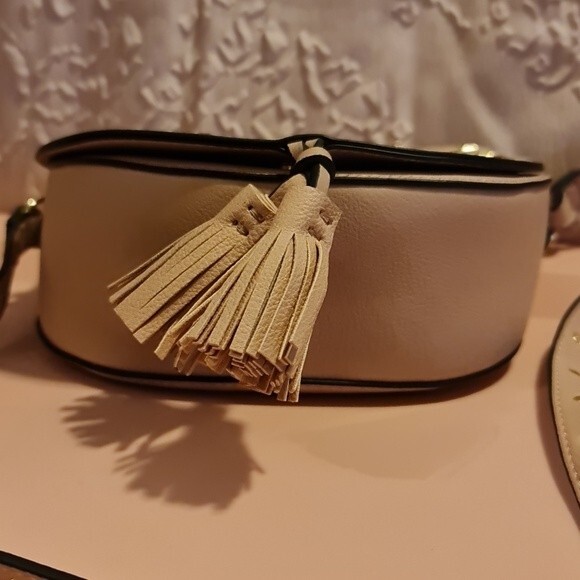 Victoria's Secret Pink Tassle Crossbody Bag NWOT - Picture 6 of 7